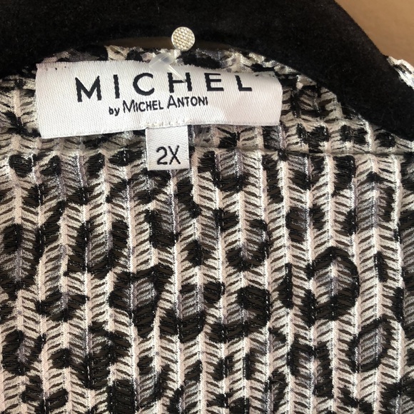 Grey leopard print cardigan! 2x - Picture 2 of 2